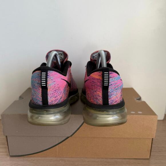 RARE 2015 Nike Flyknit Max MultiColor Women Running Sneakers - SZ 9 - Picture 3 of 13